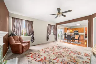 883 Prairie Crossing Dr, Yorkville, IL 60560 - Photo 13