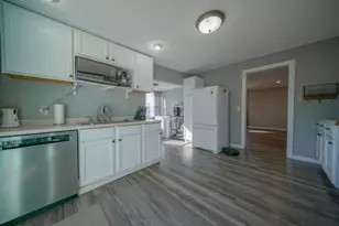 302 S Prairie Ave, Polo, IL 61064 - Photo 7