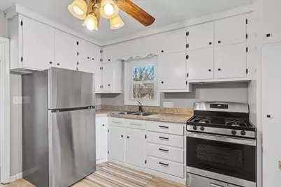 401 Oak Drive, Roberts, IL 60962 - Photo 11