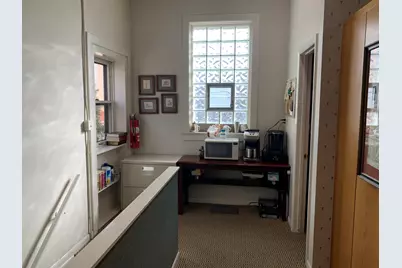 101 E Van Buren Street, Woodstock, IL 60098 - Photo 13