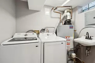 6857 N Knox Ave, Lincolnwood, IL 60712 - Photo 51