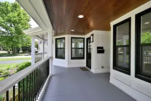 254 E South St, Elmhurst, IL 60126 - Photo 3