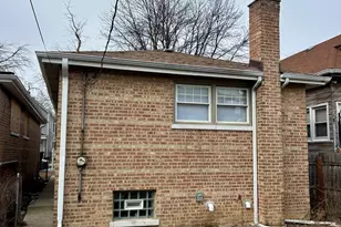 6755 S Bell Ave, Chicago, IL 60636 - Photo 17