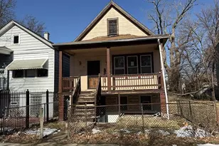 850 W 51st Pl, Chicago, IL 60609 - Photo 1