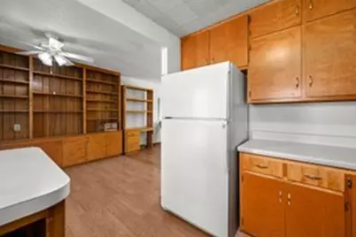 2716 Davenport Avenue, Davenport, IA 50803 - Photo 13