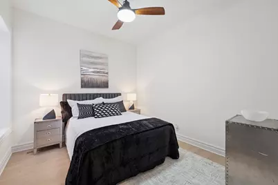 515 E Oakwood Boulevard, Chicago, IL 60653 - Photo 29