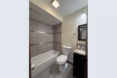 6416 S Central Avenue #2F, Chicago, IL 60638 - Photo 9