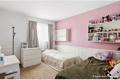 1920 Island Court, Woodstock, IL 60098 - Photo 23