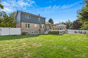 20W425 Peters Ct, Downers Grove, IL 60516 - Photo 23