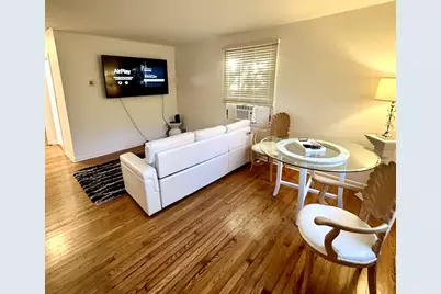 905 Rockland Road, Lake Bluff, IL 60044 - Photo 7