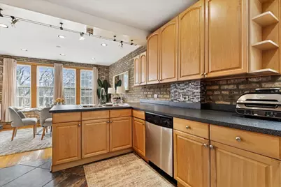 [Address not provided], Evanston, IL 60202 - Photo 5