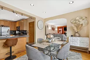 [Address not provided], Evanston, IL 60202 - Photo 9