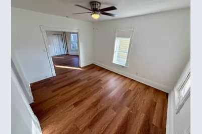 334 S Ottawa Street, Joliet, IL 60436 - Photo 5