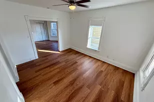 334 S Ottawa St, Joliet, IL 60436 - Photo 5