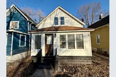 334 S Ottawa Street, Joliet, IL 60436 - Photo 1