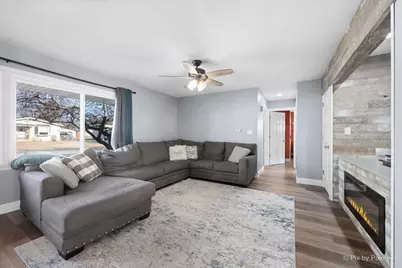 309 W School Street, Plano, IL 60545 - Photo 5