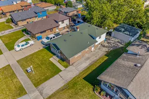 12549 S Tripp Ave, Alsip, IL 60803 - Photo 27