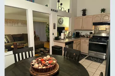 352 Danbury Drive, Naperville, IL 60565 - Photo 7