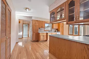 11015 S Natchez Ave, Worth, IL 60482 - Photo 3