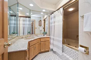 11015 S Natchez Ave, Worth, IL 60482 - Photo 9