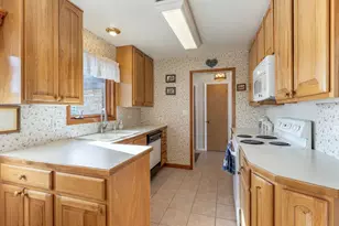 [Address not provided], Skokie, IL 60077 - Photo 11