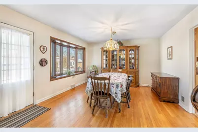 [Address not provided], Skokie, IL 60077 - Photo 5