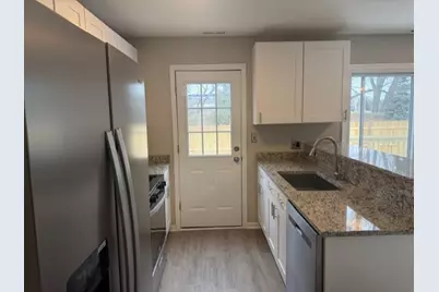 588 Nantucket Way #2, Island Lake, IL 60042 - Photo 3