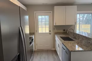 588 Nantucket Way, Island Lake, IL 60042 - Photo 3