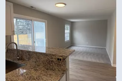 588 Nantucket Way #2, Island Lake, IL 60042 - Photo 7