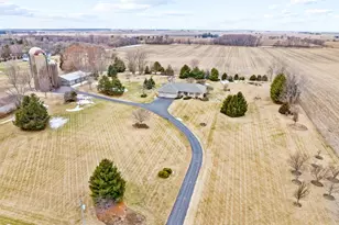 14N850 Engel Rd, Hampshire, IL 60140 - Photo 3