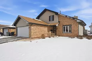 19913 Arroyo Ave, Lynwood, IL 60411 - Photo 37