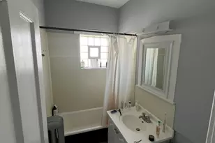 2439 N Francisco Ave, Chicago, IL 60647 - Photo 7