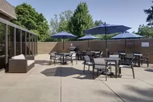 1910 Chestnut Ave, Glenview, IL 60025 - Photo 11