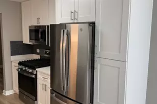 1910 Chestnut Ave, Glenview, IL 60025 - Photo 5