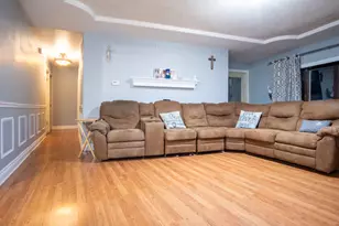 15222 Hamlin Ave, Midlothian, IL 60445 - Photo 11