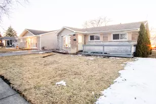 15222 Hamlin Ave, Midlothian, IL 60445 - Photo 3