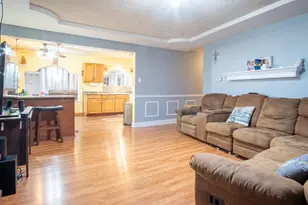 15222 Hamlin Ave, Midlothian, IL 60445 - Photo 7