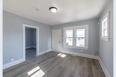 15032 Marshfield Avenue, Harvey, IL 60426 - Photo 5