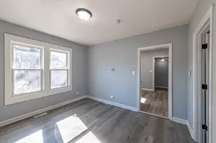 15032 Marshfield Ave, Harvey, IL 60426 - Photo 9