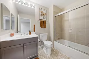 1235 S Prairie Ave, Chicago, IL 60605 - Photo 23