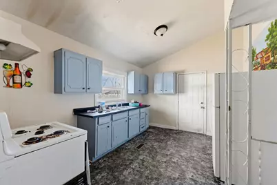 15313 Cherry Lane, Markham, IL 60428 - Photo 9