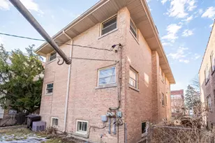 4926 Louise St, Skokie, IL 60077 - Photo 17