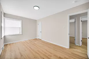 11701 S Campbell Ave, Chicago, IL 60655 - Photo 17