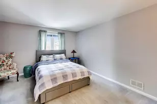 673 N Newkirk Ln, Palatine, IL 60074 - Photo 15