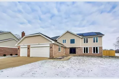 673 N Newkirk Lane, Palatine, IL 60074 - Photo 1