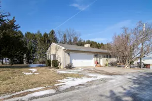 17349 E 9000N Rd, Grant Park, IL 60940 - Photo 3