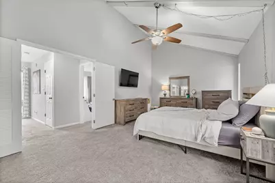 42W470 Red Bud Court, Saint Charles, IL 60175 - Photo 19