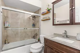 42W470 Red Bud Ct, Saint Charles, IL 60175 - Photo 21