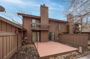 42W470 Red Bud Ct, Saint Charles, IL 60175 - Photo 27