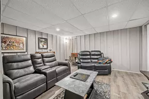 42W470 Red Bud Ct, Saint Charles, IL 60175 - Photo 23